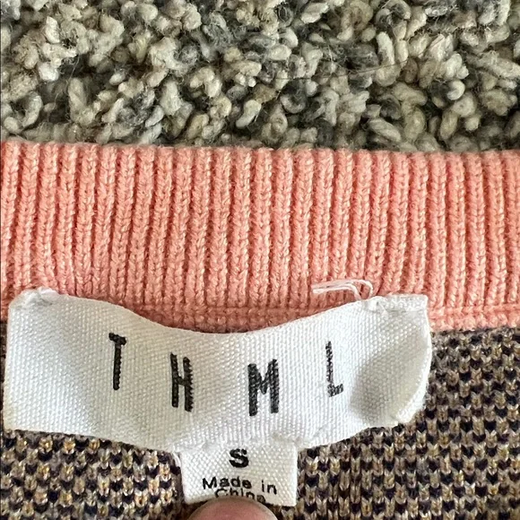 THML thick soft floral sweater - Picture 3 of 5